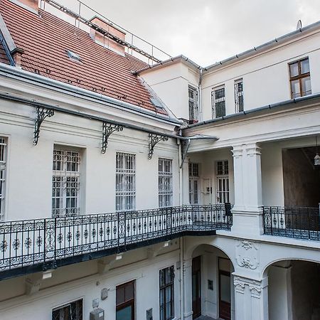 All In Apartman Budapest Eksteriør billede