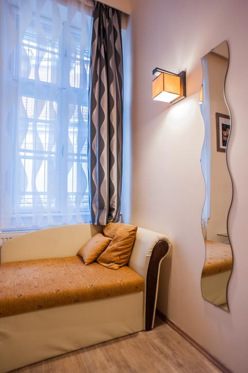 All In Apartman Budapest Værelse billede