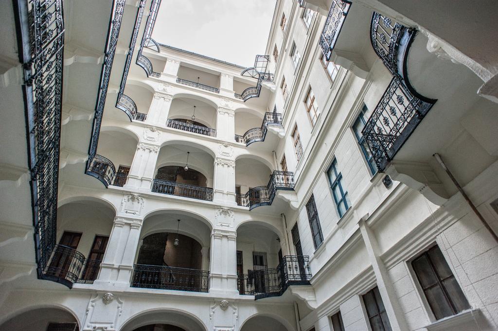 All In Apartman Budapest Eksteriør billede